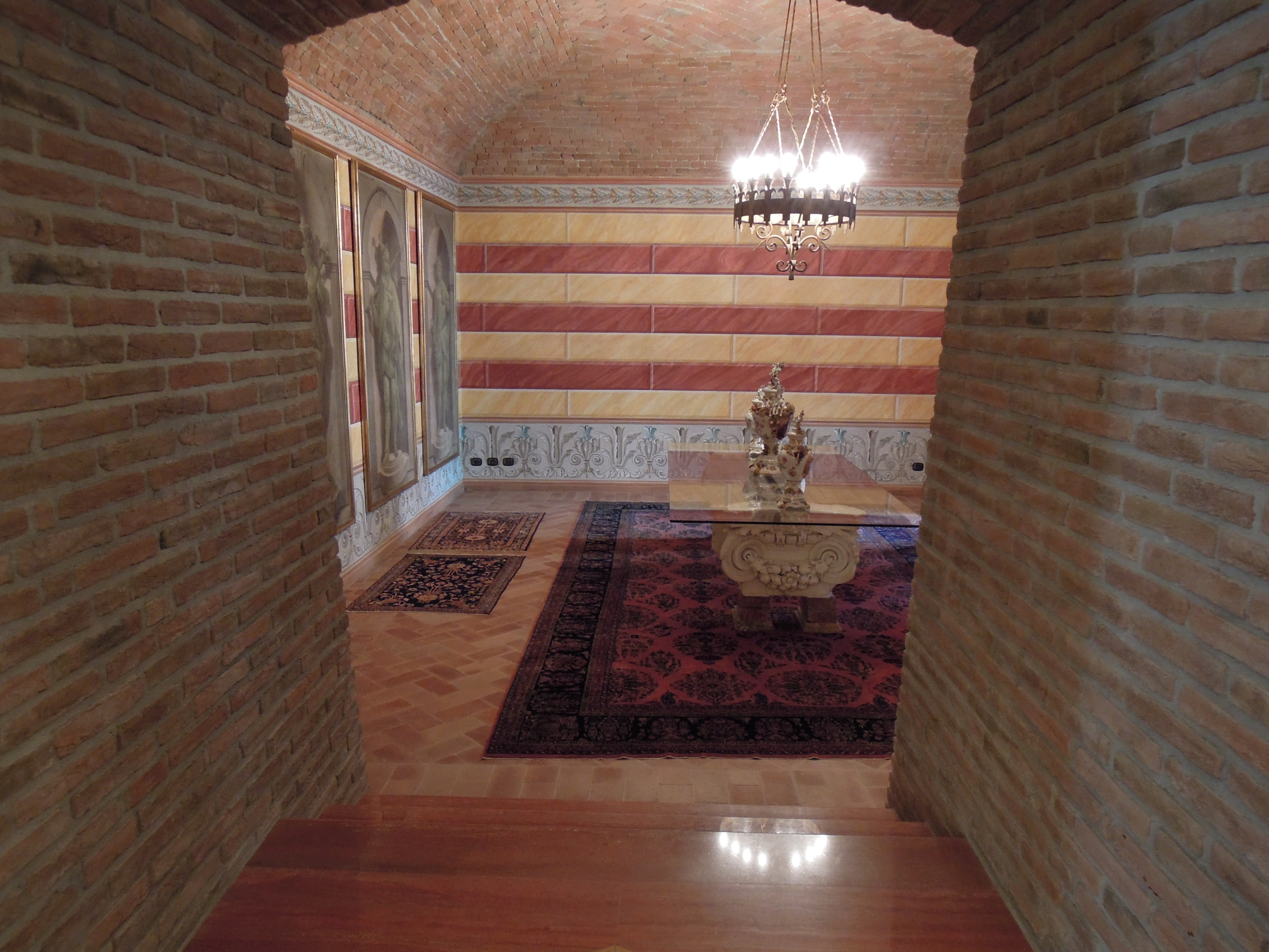 Palazzo Pollenza - Tolentino - FornacePolirone Palazzo Pollenza - Tolentino - FornacePolirone