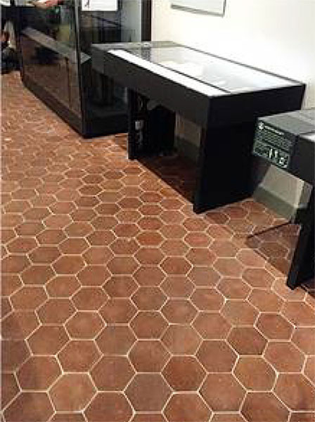 Hôtel des Invalides - FornacePolirone Hôtel des Invalides - FornacePolirone