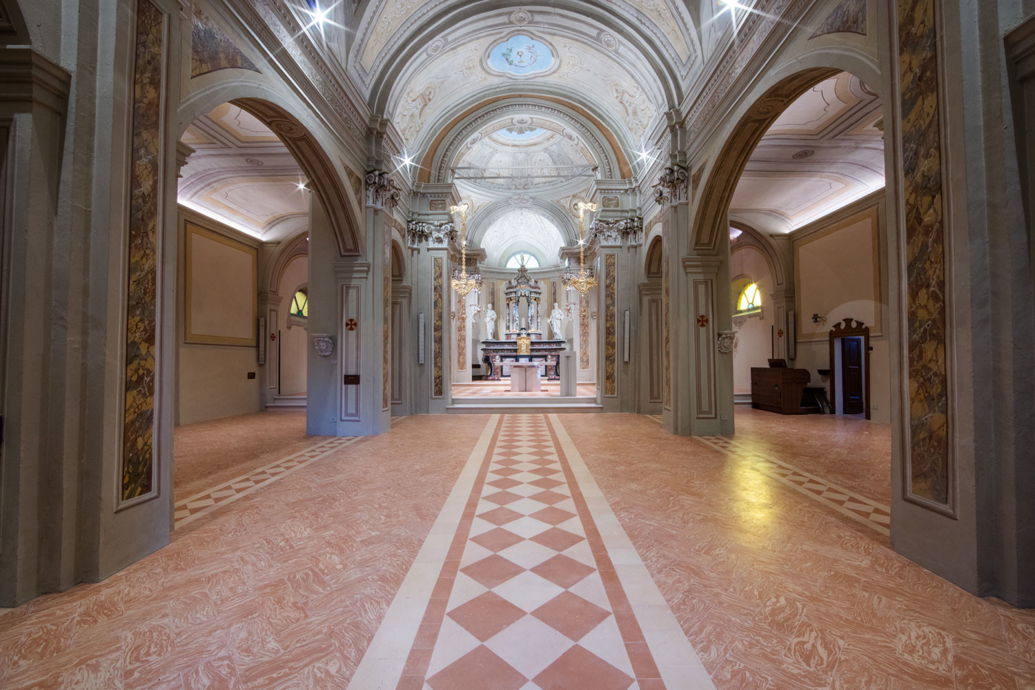 Chiesa SS.Pietro e Paolo in S.Pietro Sovera - FornacePolirone Chiesa SS.Pietro e Paolo in S.Pietro Sovera - FornacePolirone